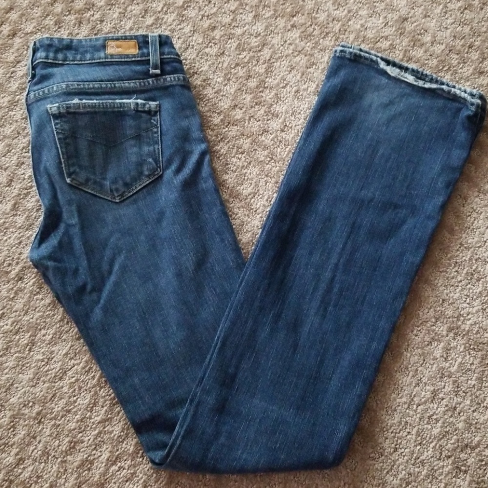 Paige Hollywood Hills Jeans Size 26